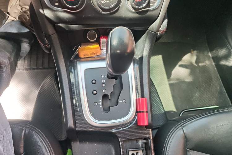 Used Citroen C4L 2014 1.6THP Intelligent Drive Automatic Dynamic Model Gear Lever