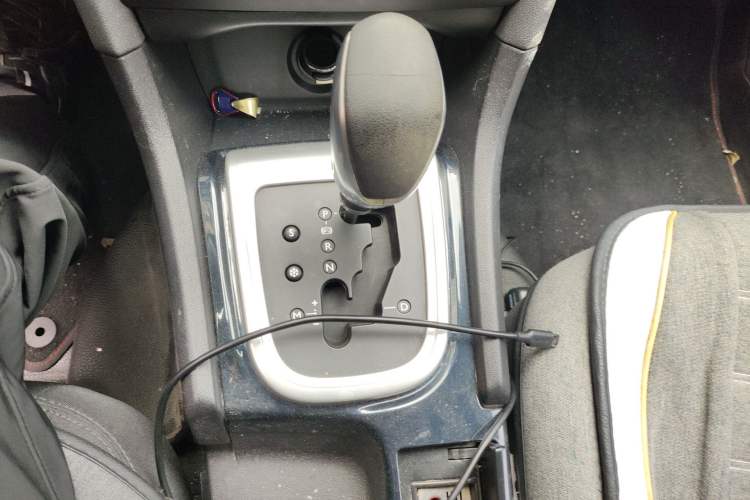 Used Citroen C4L 2014 1.8L Intelligent Drive Automatic Enjoyment Model Gear Lever