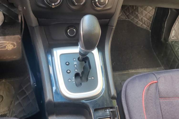 Used Citroen C4L 2014 1.8L Intelligent Drive Automatic Enjoyment Model Gear Lever