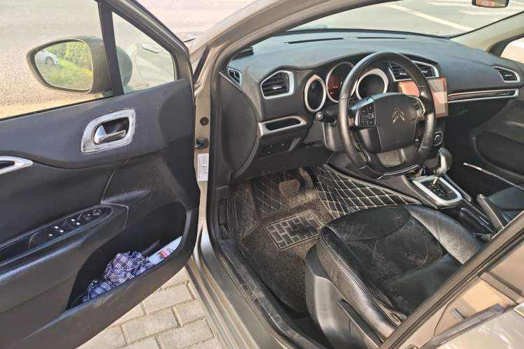 Used Citroen C4L 2014 1.8L Intelligent Drive Automatic Enjoyment Model Interior 3