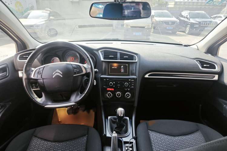 Used Citroen C4L 2014 1.8L Intelligent Drive Manual Enjoyment Model Interior 4