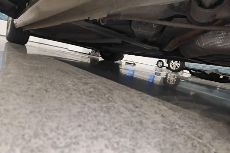 Used Citroen C4L 2014 1.8L Intelligent Drive Manual Version – Dynamic Edition Left Side Sill