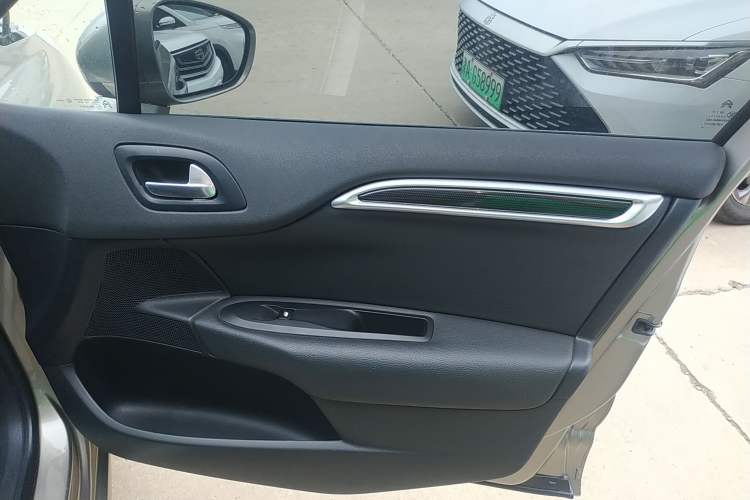 Used Citroen C4L 2014 1.6THP Intelligent Drive Automatic Dynamic Model Right Front Door Interior