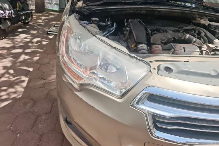 Used Citroen C4L 2014 1.6THP Intelligent Drive Automatic Dynamic Model Right Front Headlight