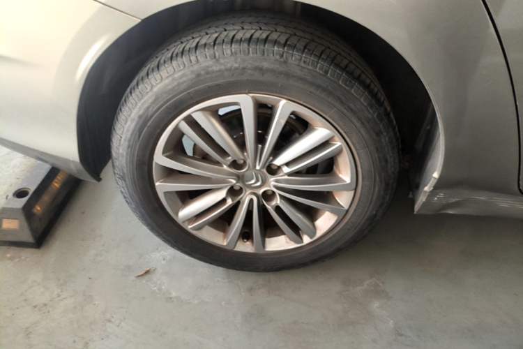 Used Citroen C4L 2014 1.8L Intelligent Drive Automatic Enjoyment Model Right Rear Wheel Hub
