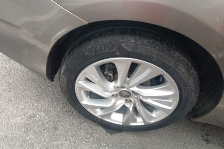 Used Citroen C4L 2014 1.6THP Intelligent Drive Automatic Dynamic Model Right Rear Wheel Hub