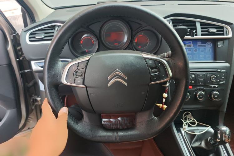 Used Citroen C4L 2014 1.8L Intelligent Drive Manual Enjoyment Model Steering Wheel