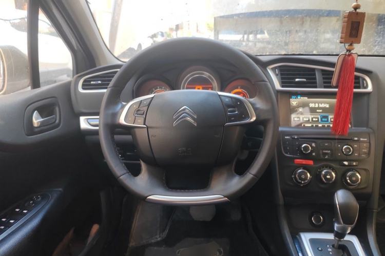 Used Citroen C4L 2014 1.8L Intelligent Drive Automatic Enjoyment Model Steering Wheel