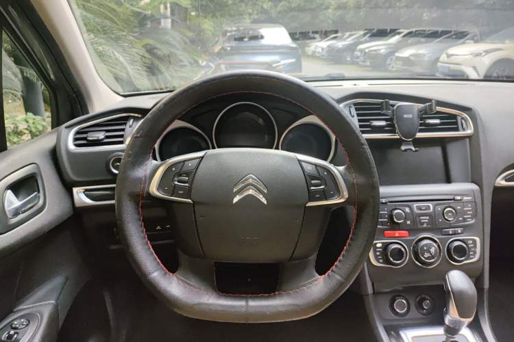 Used Citroen C4L 2014 1.8L Intelligent Drive Automatic Dynamic Model Steering Wheel