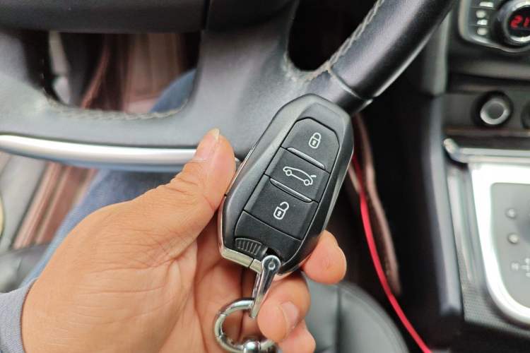 Used Citroen C4L 2014 1.8L Intelligent Drive Automatic Dynamic Model Vehicle Key