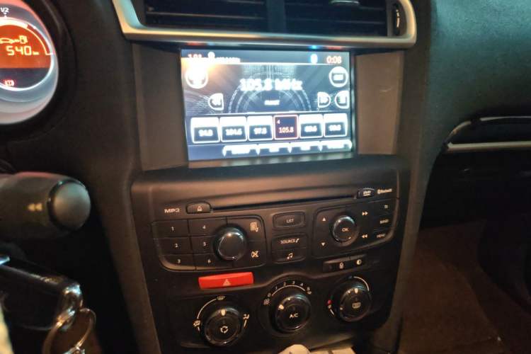 Used Citroen C4L 2014 1.8L Intelligent Drive Manual Enjoyment Model Audio And AC Panel