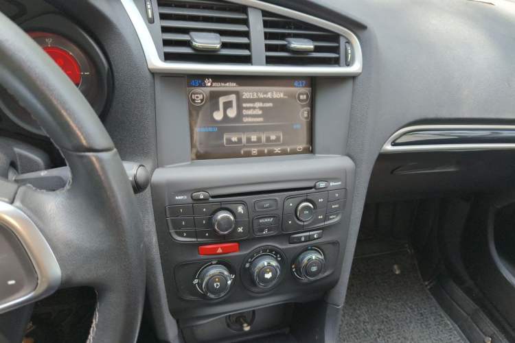 Used Citroen C4L 2014 1.8L Intelligent Drive Manual Enjoyment Model Audio And AC Panel