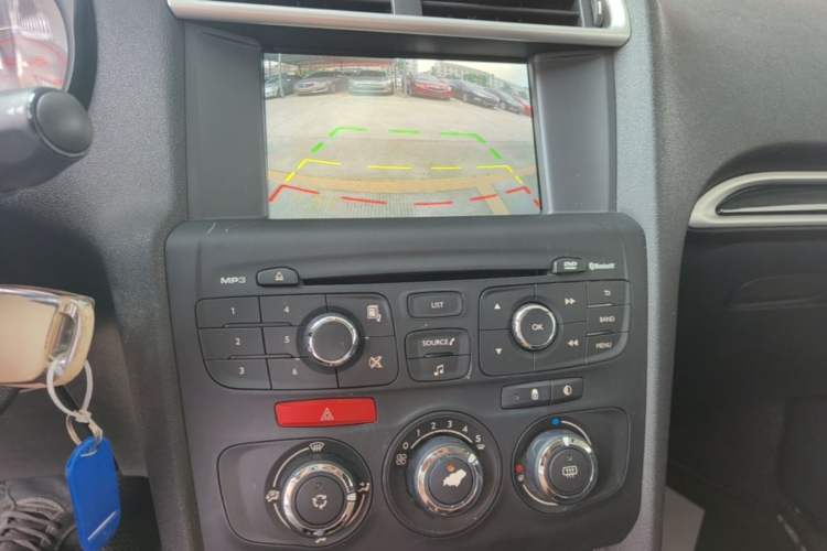 Used Citroen C4L 2014 1.8L Intelligent Drive Automatic Enjoyment Model Audio And AC Panel