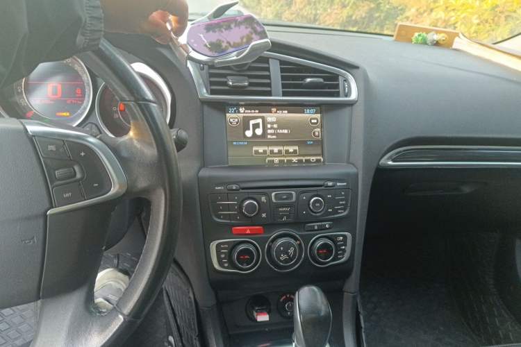 Used Citroen C4L 2014 1.6THP Intelligent Drive Automatic Dynamic Model Audio And AC Panel