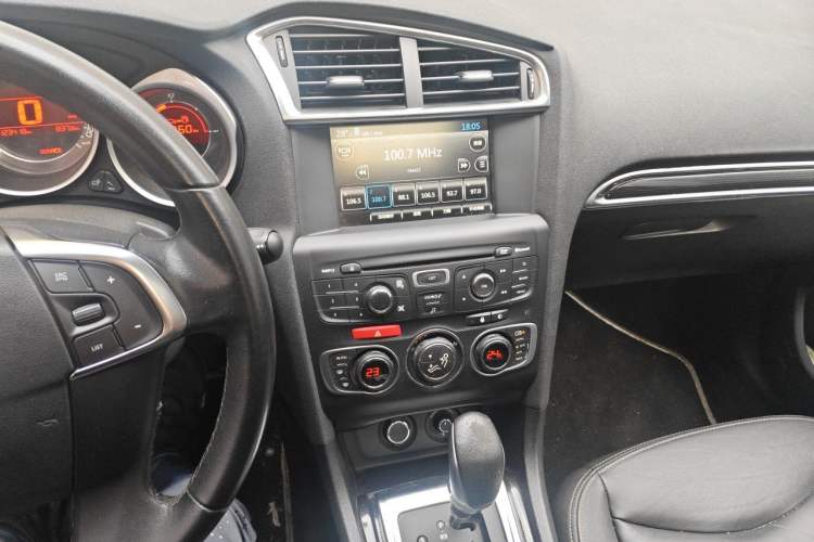 Used Citroen C4L 2014 1.8L Intelligent Drive Automatic Dynamic Model Audio And AC Panel