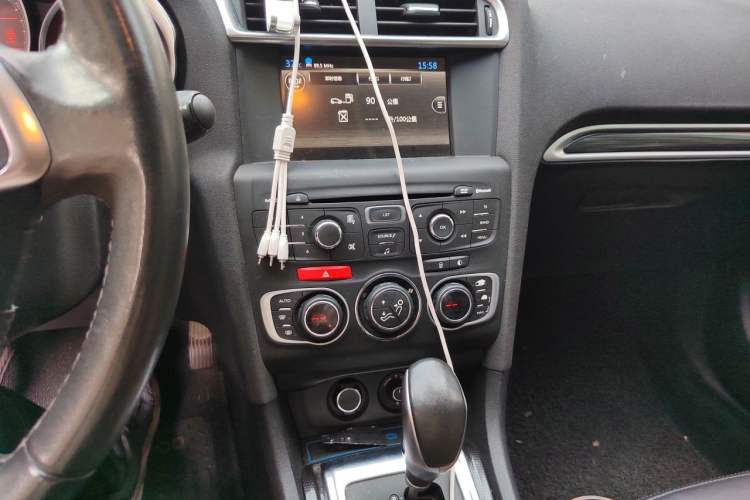 Used Citroen C4L 2014 1.6THP Intelligent Drive Automatic Dynamic Model Audio And AC Panel