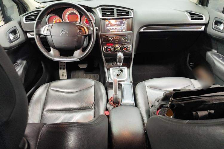 Used Citroen C4L 2014 1.8L Intelligent Drive Automatic Dynamic Model Center Console