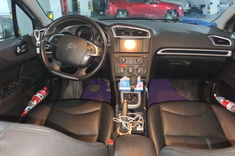 Used Citroen C4L 2014 1.8L Intelligent Drive Automatic Enjoyment Model Center Console