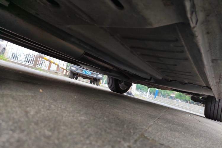 Used Citroen C4L 2014 1.6THP Intelligent Drive Automatic Dynamic Model Chassis Front Left