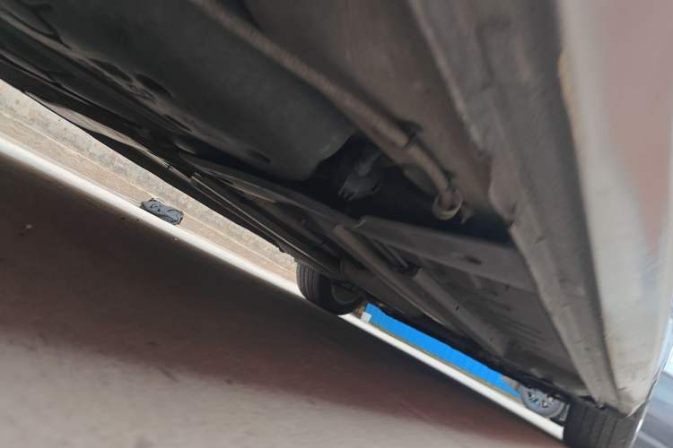Used Citroen C4L 2014 1.6THP Intelligent Drive Automatic Dynamic Model Chassis Rear Right