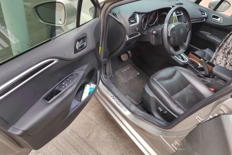 Used Citroen C4L 2014 1.6THP Intelligent Drive Automatic Dynamic Model Driver Seat