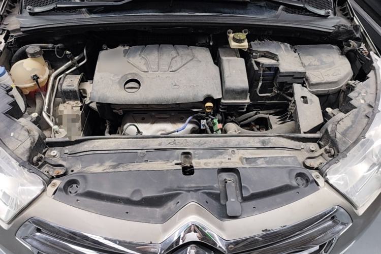 Used Citroen C4L 2014 1.8L Intelligent Drive Automatic Dynamic Model Engine Bay