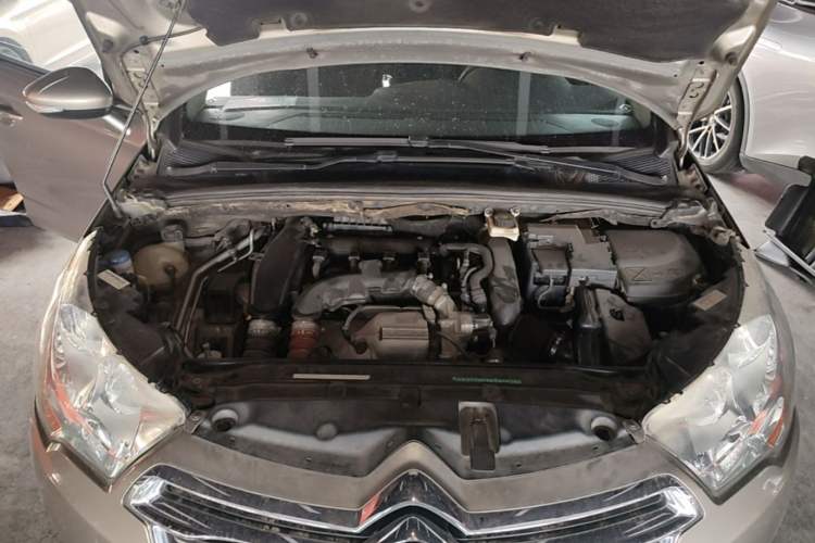 Used Citroen C4L 2014 1.6THP Intelligent Drive Automatic Dynamic Model Engine Bay