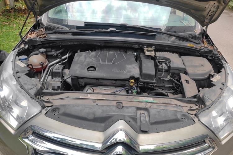 Used Citroen C4L 2014 1.8L Intelligent Drive Automatic Dynamic Model Engine Bay