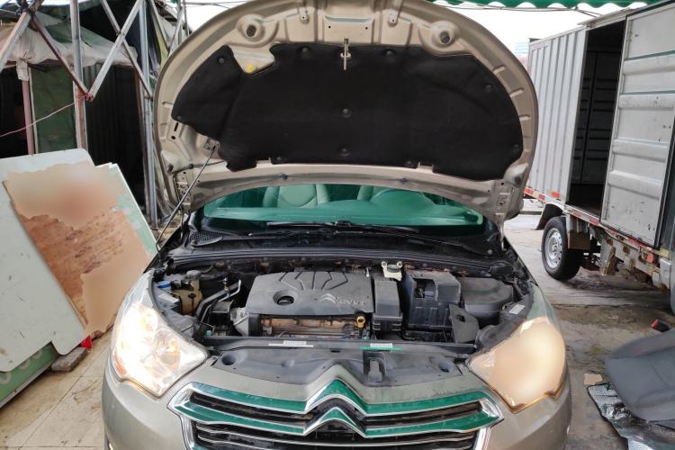 Used Citroen C4L 2014 1.8L Intelligent Drive Automatic Dynamic Model Engine Bay