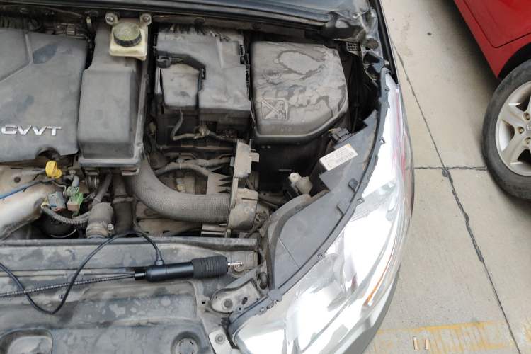 Used Citroen C4L 2014 1.8L Intelligent Drive Automatic Dynamic Model Engine Bay Left