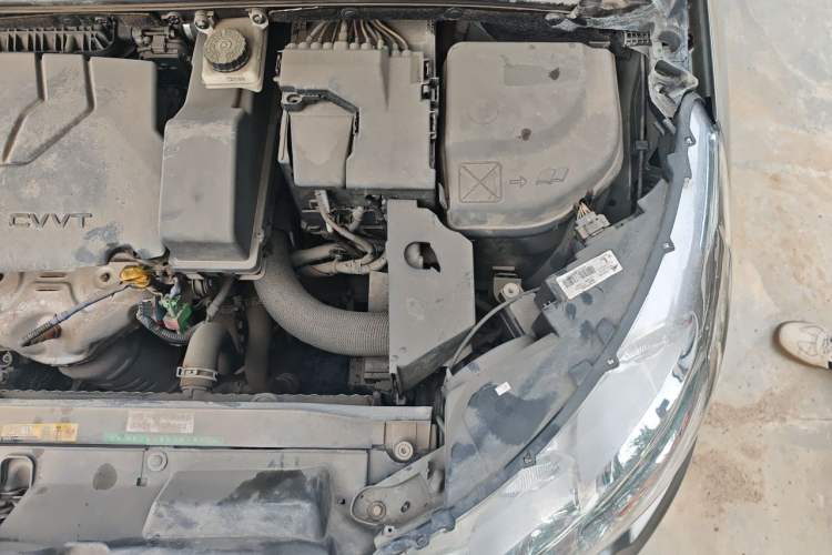 Used Citroen C4L 2014 1.8L Intelligent Drive Manual Version – Dynamic Edition Engine Bay Left