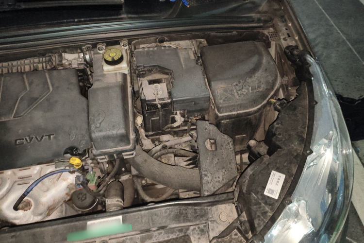 Used Citroen C4L 2014 1.8L Intelligent Drive Automatic Enjoyment Model Engine Bay Left