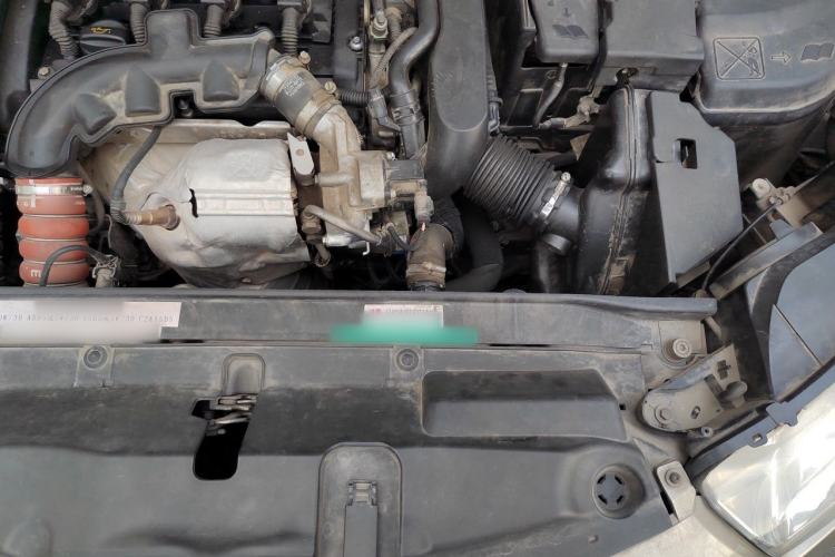 Used Citroen C4L 2014 1.6THP Intelligent Drive Automatic Dynamic Model Engine Bay