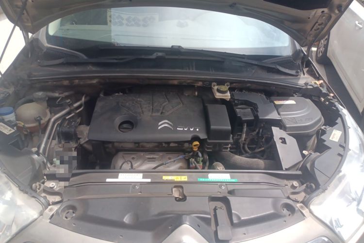 Used Citroen C4L 2014 1.8L Intelligent Drive Manual Version – Dynamic Edition Engine Bay