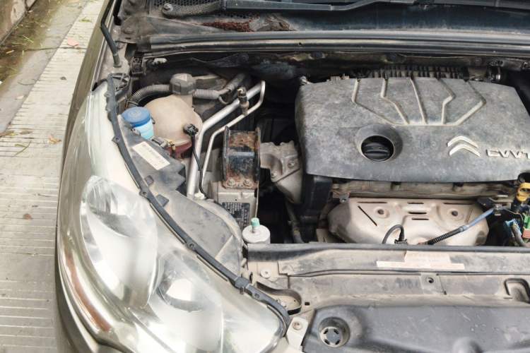 Used Citroen C4L 2014 1.8L Intelligent Drive Automatic Dynamic Model Engine Bay Right