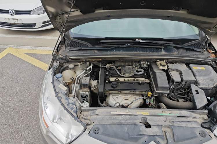 Used Citroen C4L 2014 1.8L Intelligent Drive Manual Enjoyment Model Engine Bay Right