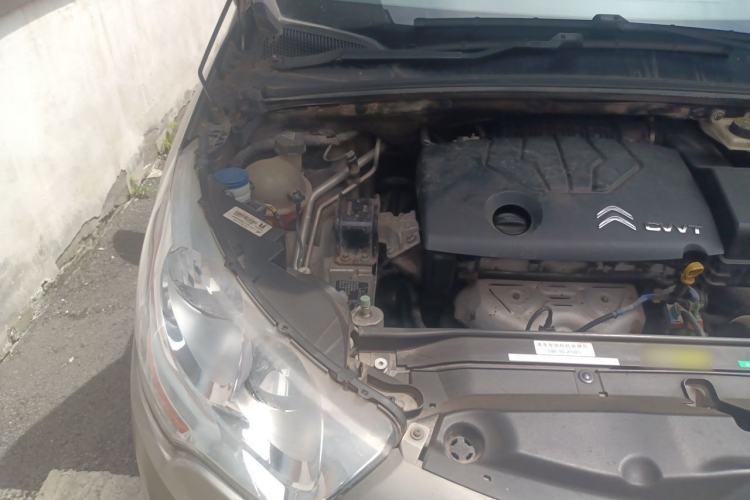 Used Citroen C4L 2014 1.8L Intelligent Drive Manual Version – Dynamic Edition Engine Bay Right