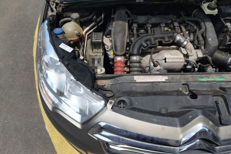Used Citroen C4L 2014 1.6THP Intelligent Drive Automatic Dynamic Model Engine Bay Right