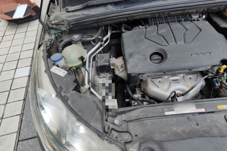 Used Citroen C4L 2014 1.8L Intelligent Drive Manual Version – Dynamic Edition Engine Bay Right