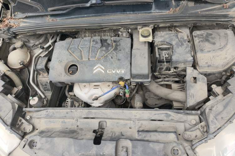 Used Citroen C4L 2014 1.8L Intelligent Drive Manual Version – Dynamic Edition Engine Bay