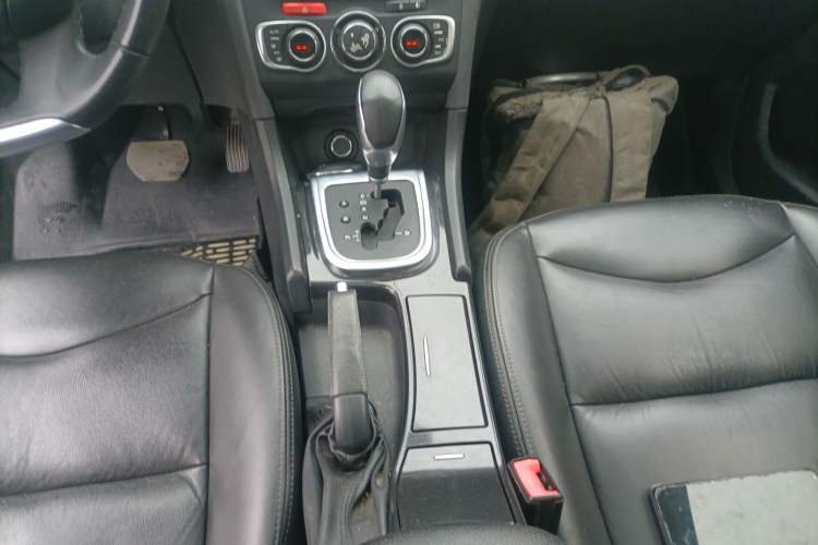 Used Citroen C4L 2014 1.6THP Intelligent Drive Automatic Dynamic Model Gear Lever
