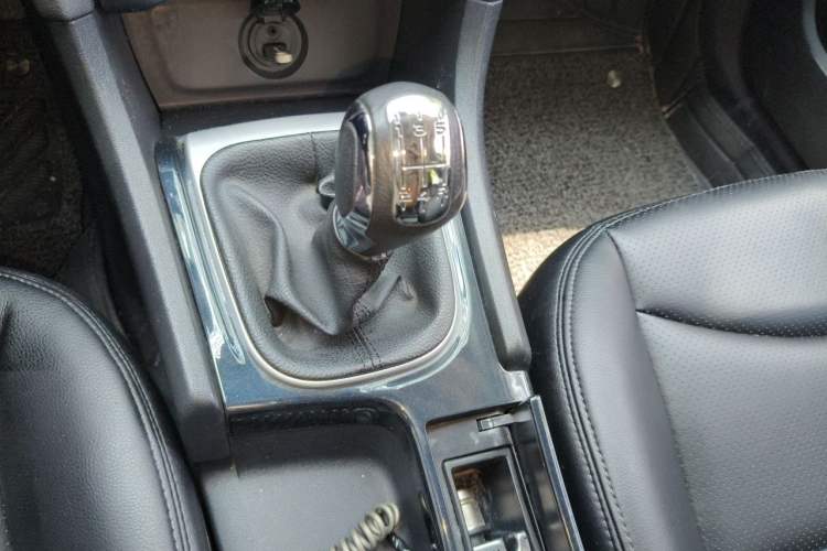 Used Citroen C4L 2014 1.8L Intelligent Drive Manual Enjoyment Model Gear Lever