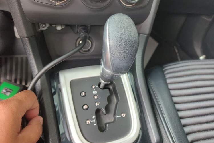 Used Citroen C4L 2014 1.8L Intelligent Drive Automatic Enjoyment Model Gear Lever