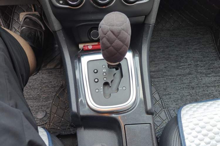 Used Citroen C4L 2014 1.6THP Intelligent Drive Automatic Dynamic Model Gear Lever