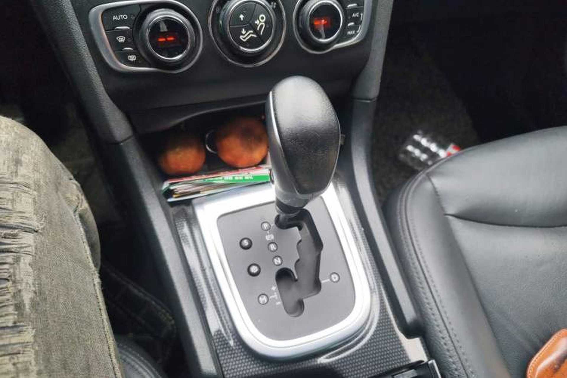 Used Citroen C4L 2014 1.8L Intelligent Drive Automatic Dynamic Model Gear Lever