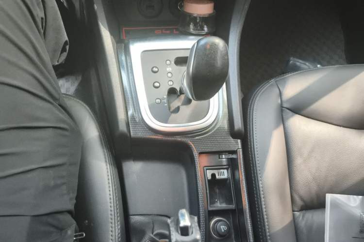 Used Citroen C4L 2014 1.6THP Intelligent Drive Automatic Dynamic Model Gear Lever