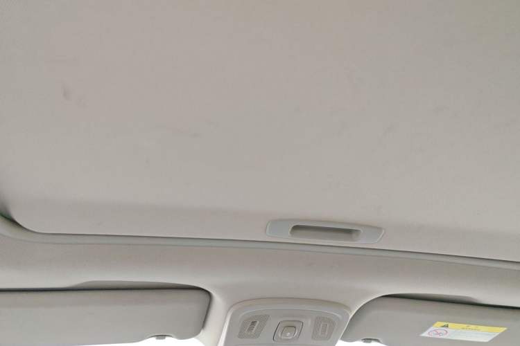 Used Citroen C4L 2014 1.8L Intelligent Drive Automatic Dynamic Model Headliner