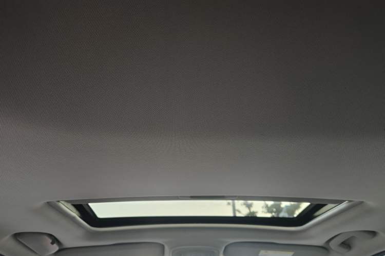 Used Citroen C4L 2014 1.6THP Intelligent Drive Automatic Dynamic Model Headliner