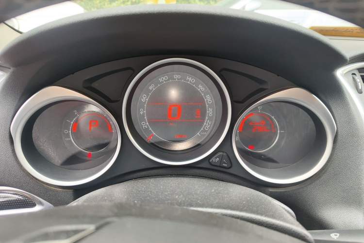 Used Citroen C4L 2014 1.8L Intelligent Drive Automatic Dynamic Model Instrument Cluster