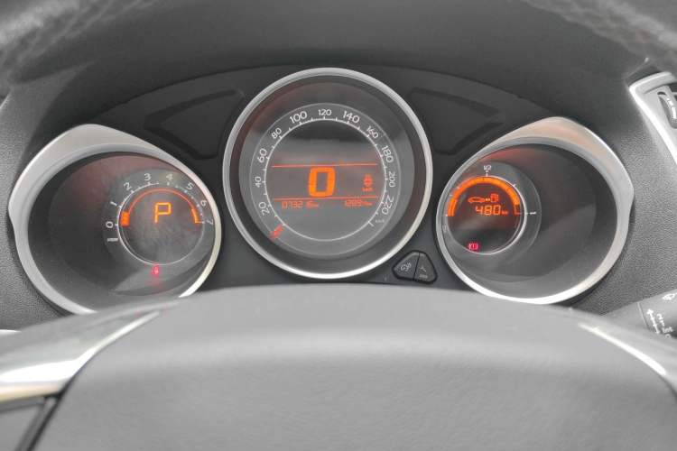 Used Citroen C4L 2014 1.8L Intelligent Drive Automatic Dynamic Model Instrument Cluster